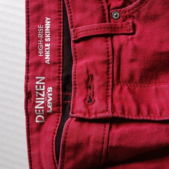 ☆☆☆Denizen Levi's Red High-Rise Ankle Skinny size 18 or 34w - Picture 4 of 9